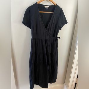 Universal threads medium gauze wrap maxi tiered dress